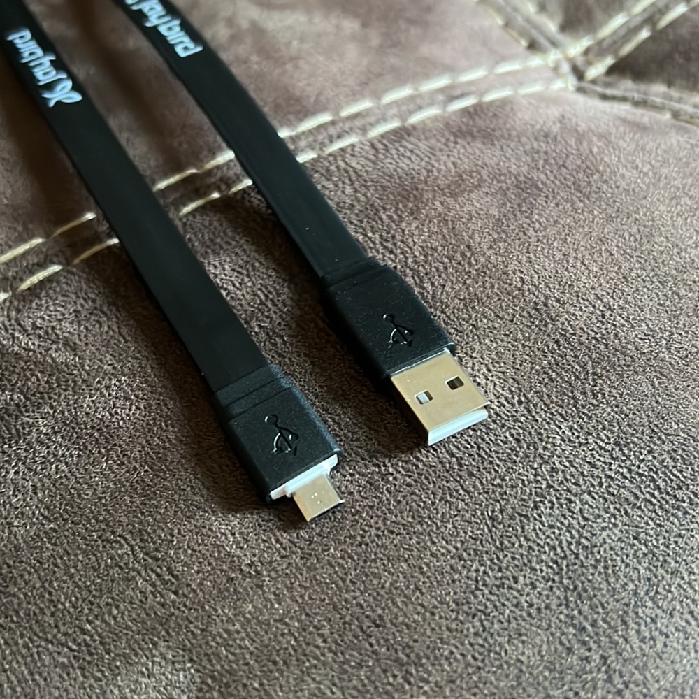 USB Micro Cable - Picture 2 of 3